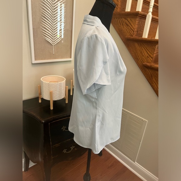 Calvin Klein flutter sleeve blouse size medium like new - Picture 4 of 7